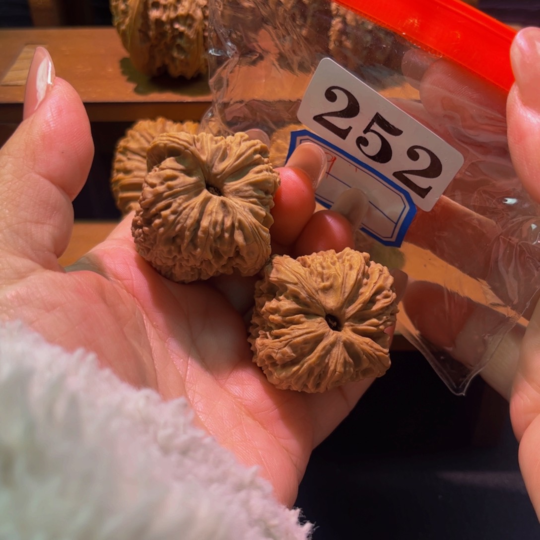 吊坠文玩核桃高炮39