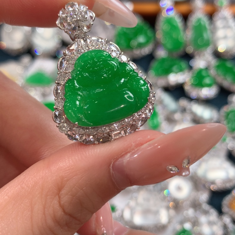 【闪购商品】翡翠颈饰18K金镶嵌佛公