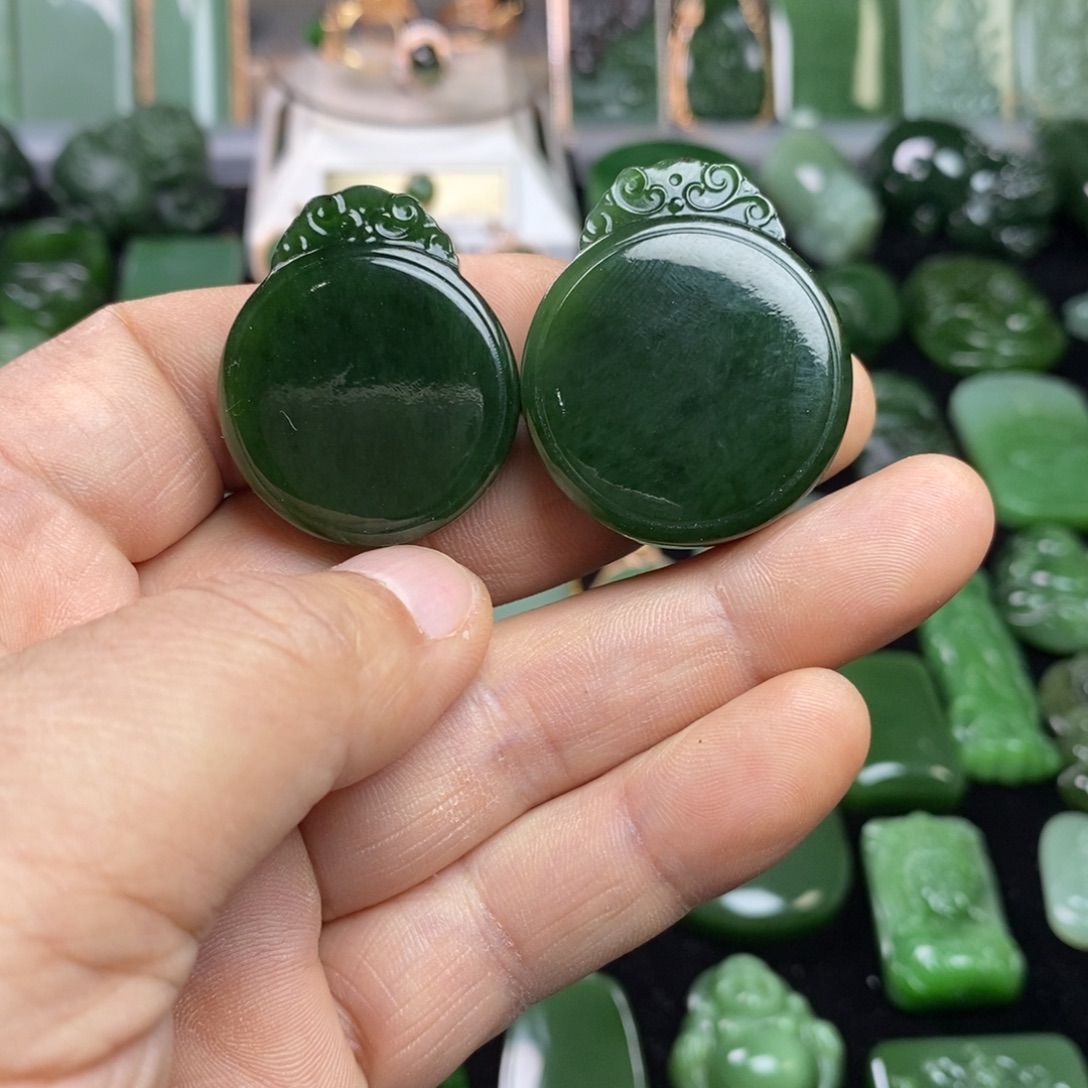 船***长和田玉（碧玉）未镶嵌颈饰