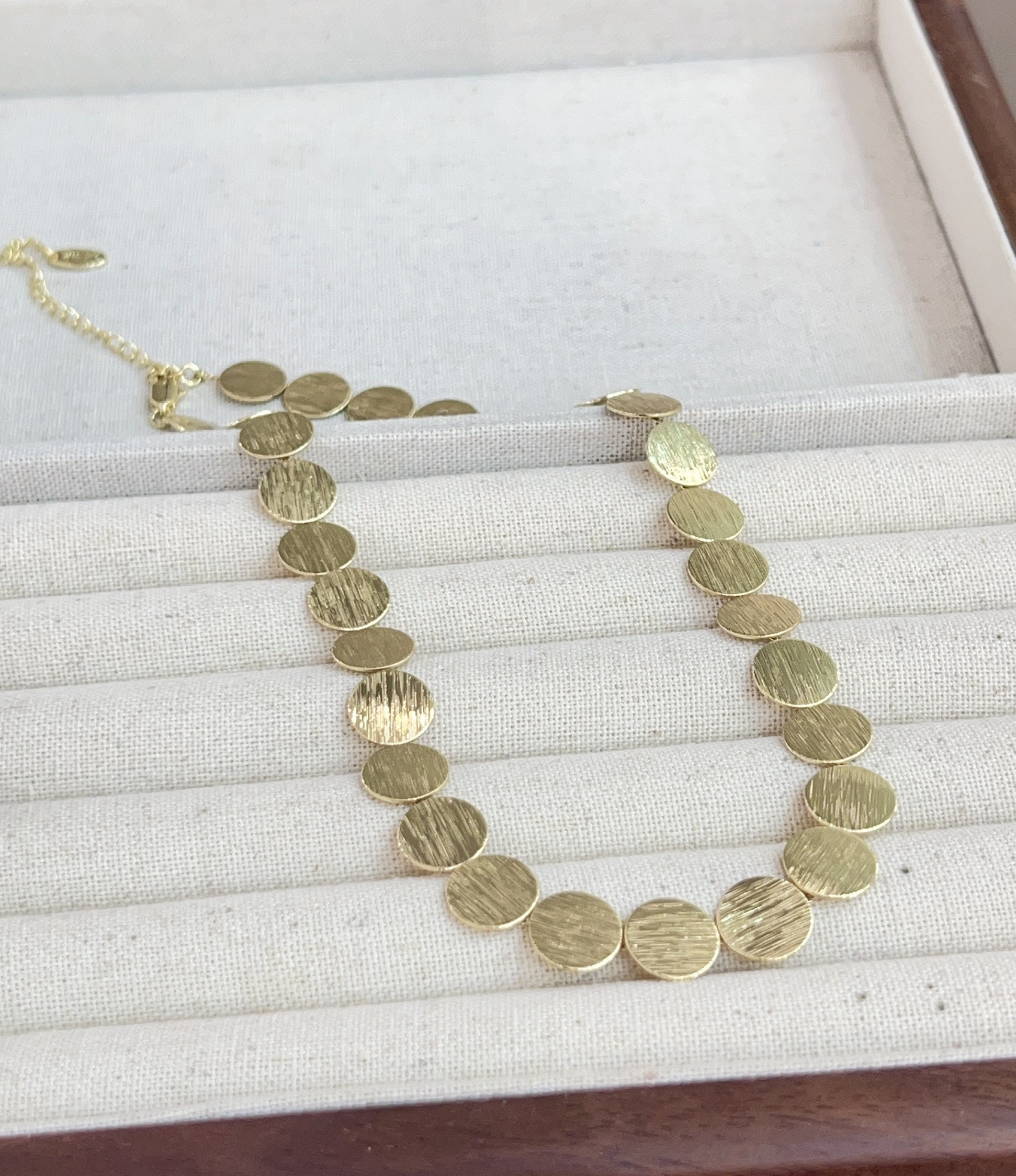 铜合金项链 个性瑞丽风小众设计款高级感拉丝圆片项链