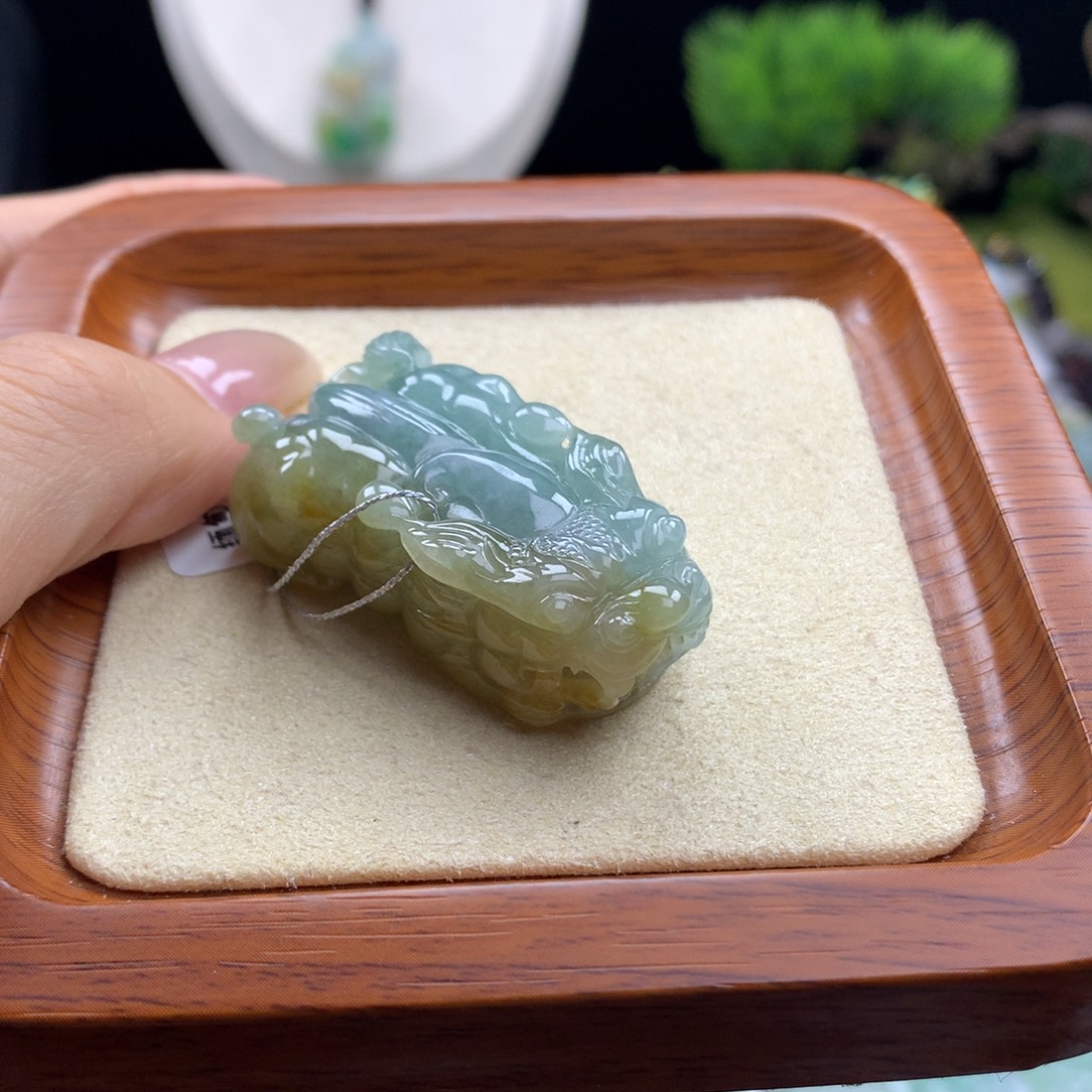 翡翠未镶嵌颈饰翡翠吊坠10