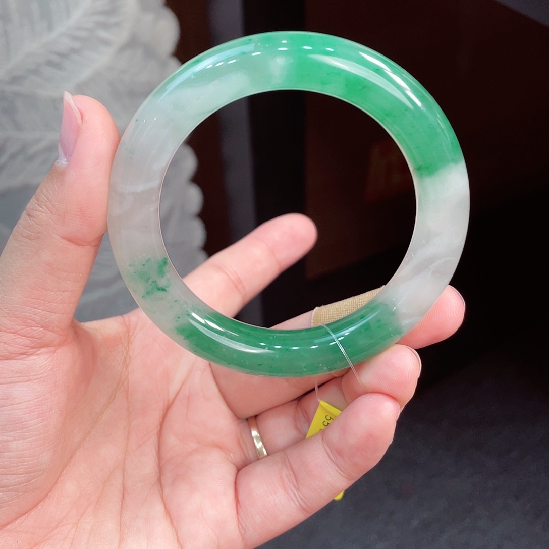 石英质玉手镯合金