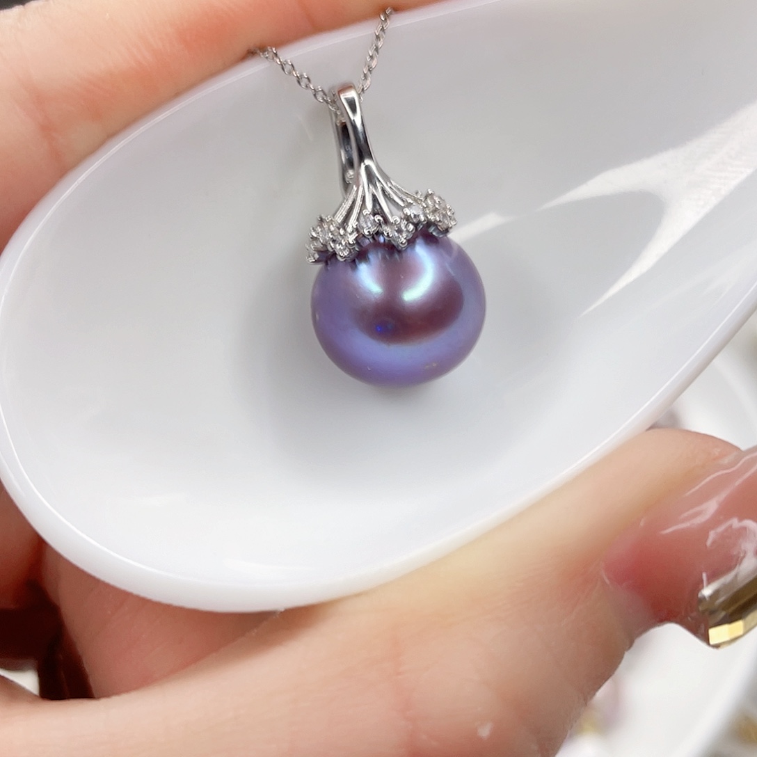 淡水珍珠吊坠(赠链)未镶嵌