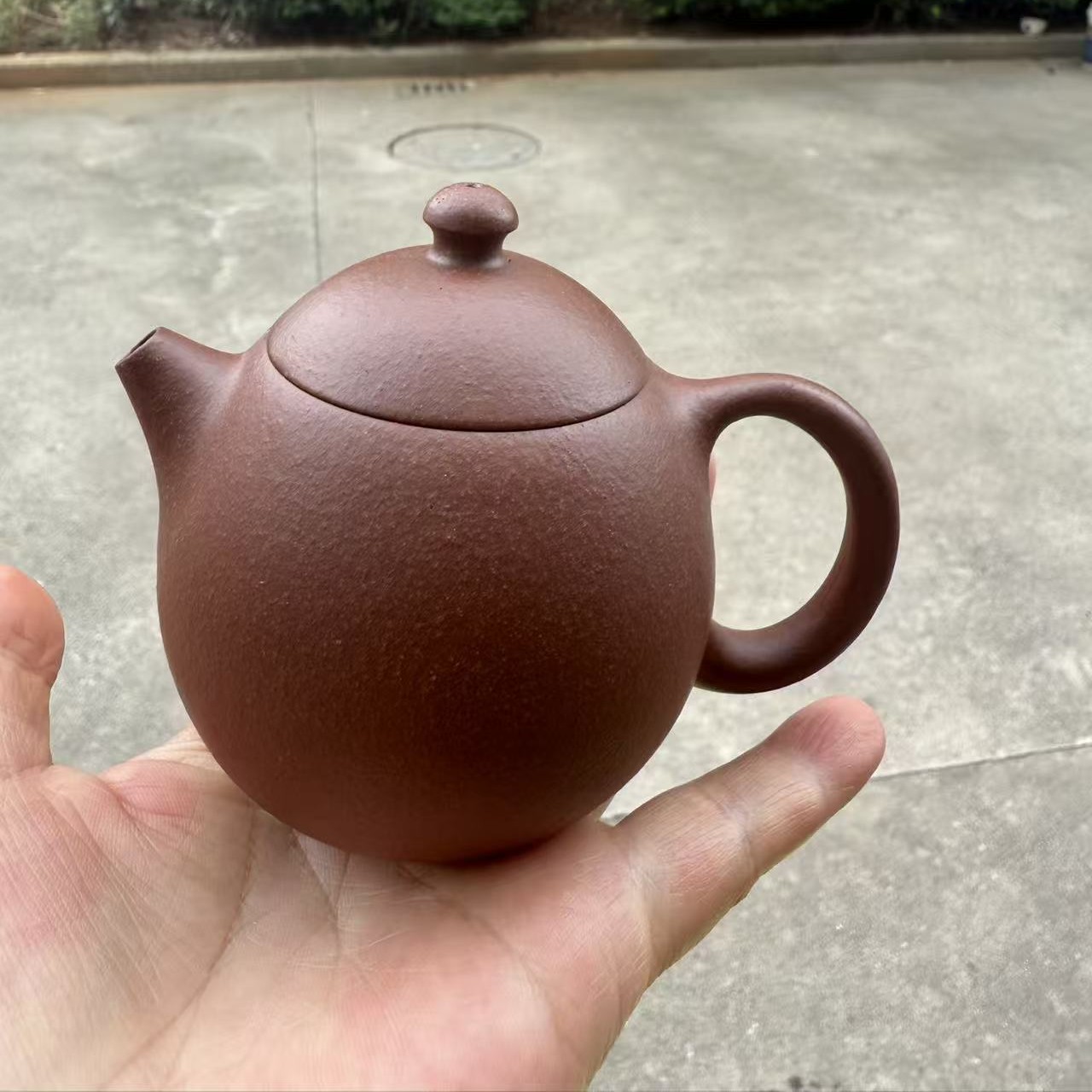180cc 底槽青 龙蛋紫砂壶
