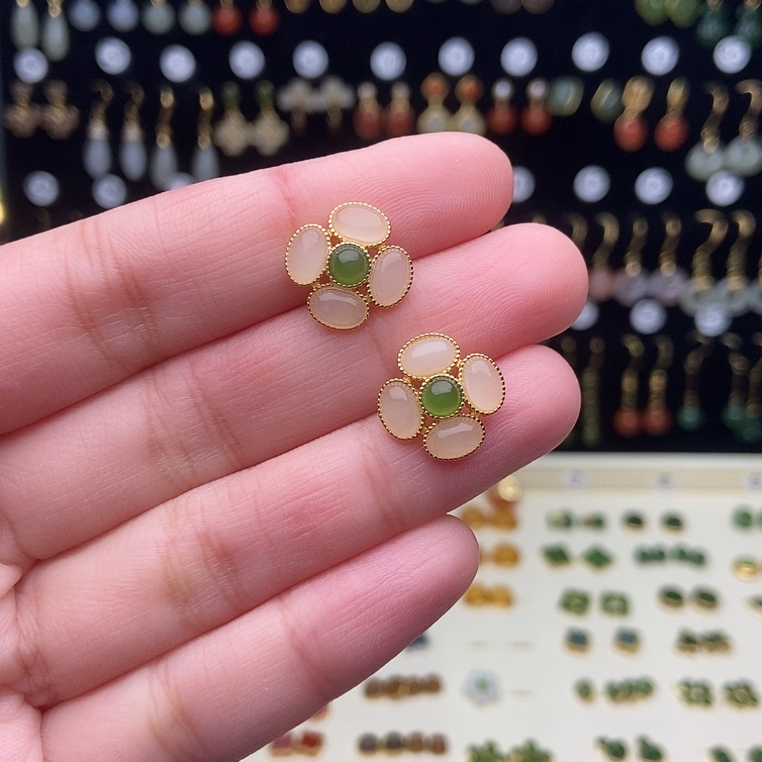 A***A和田玉（碧玉）银S925镀金镶嵌颈饰