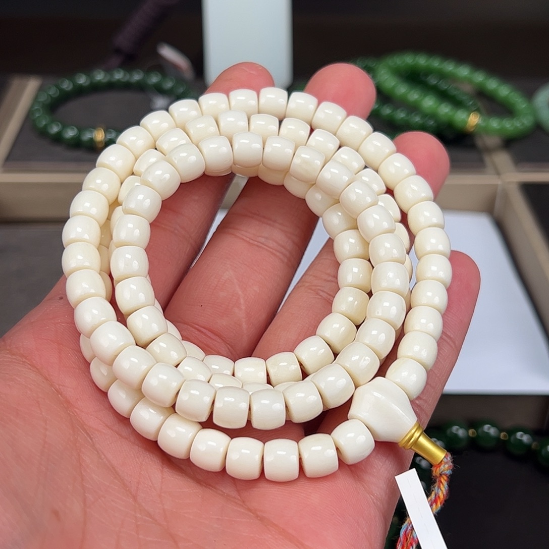 龙脊菩提吊坠卡7+mm驼驼