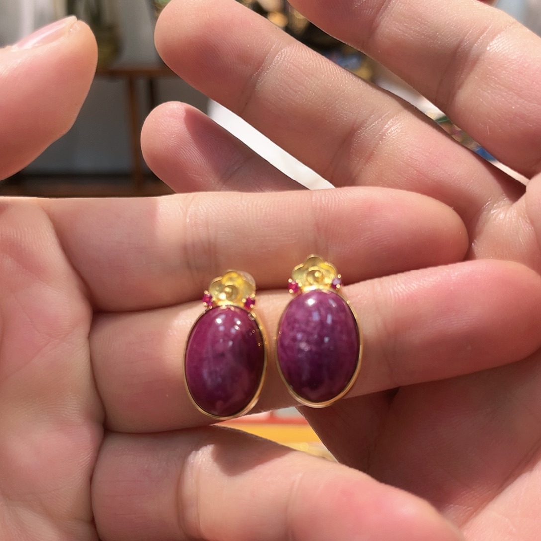 锦纶非金属红宝耳钉