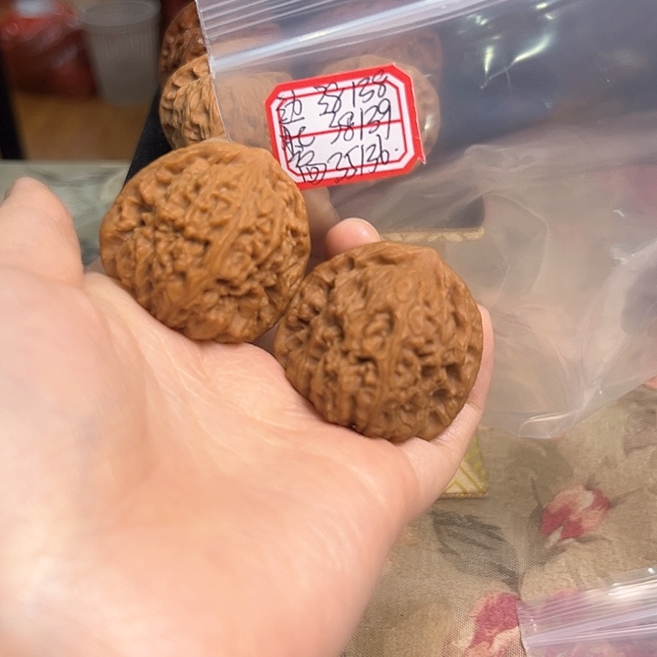 文玩核桃吊坠赵喜满南将石