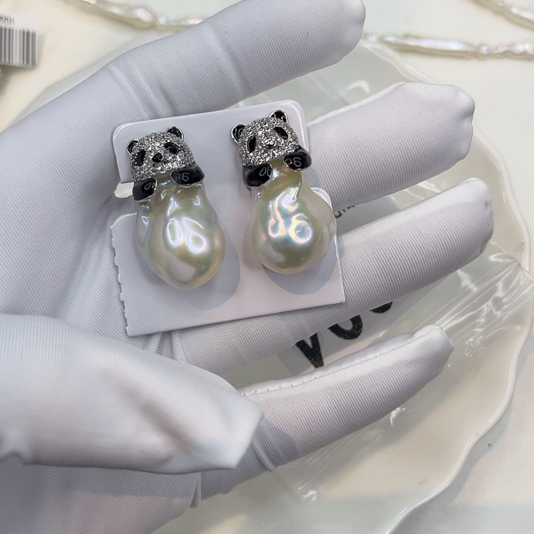 花***园淡水珍珠合金耳饰