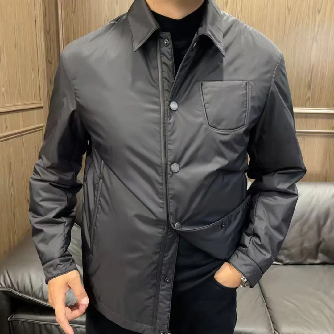 秋冬男士桑蚕丝加棉休闲外套、定制进口尼龙面料、柔软细腻、挺阔！