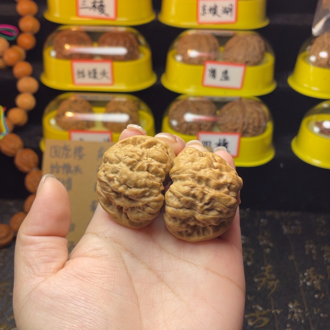 文玩核桃吊坠蛤蟆头40尺