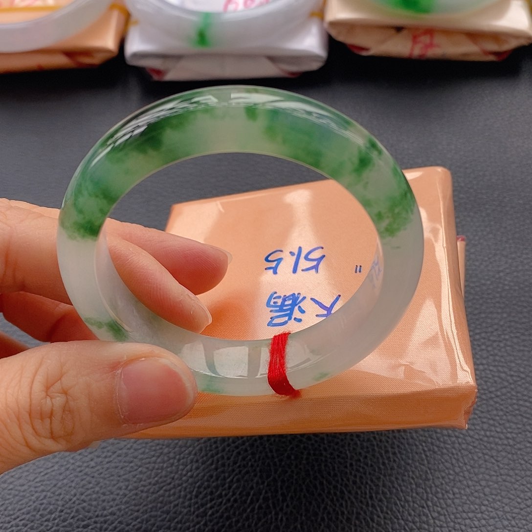 翡翠手镯未镶嵌11号