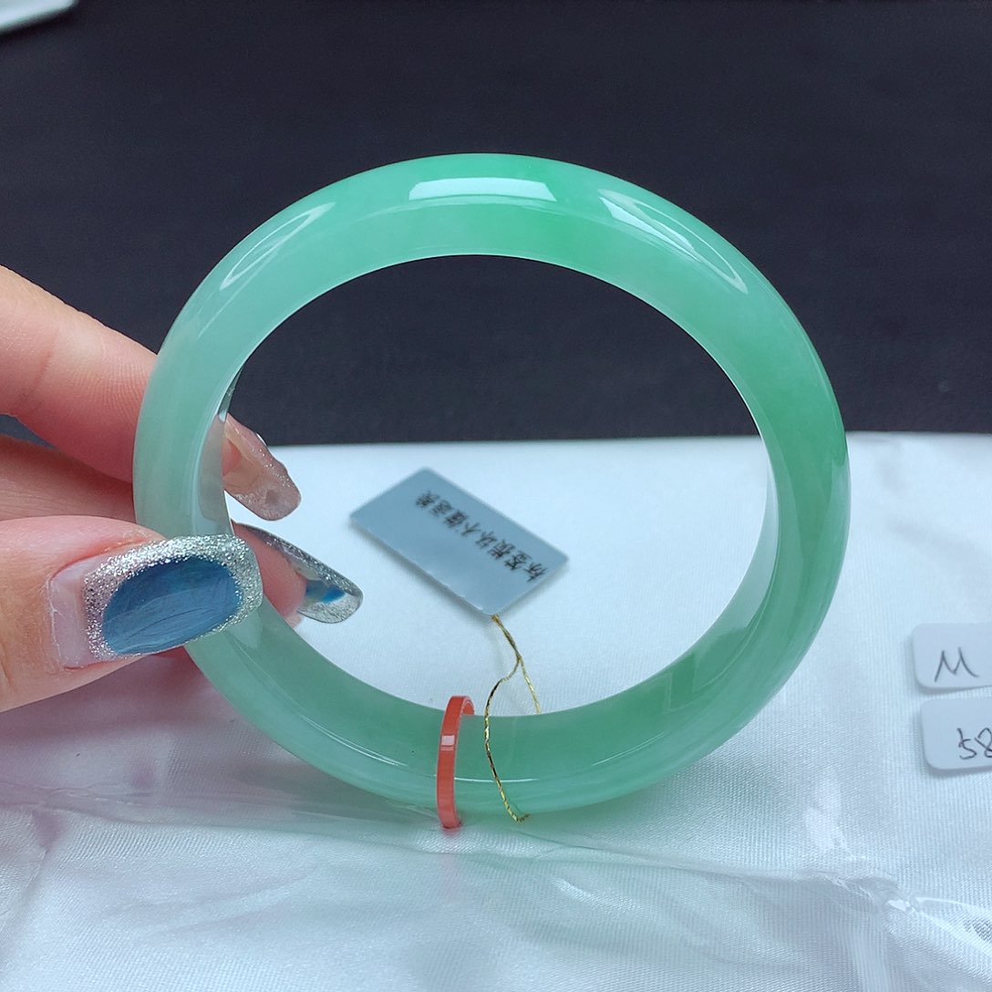 未镶嵌手镯翡翠58圈轮胎997