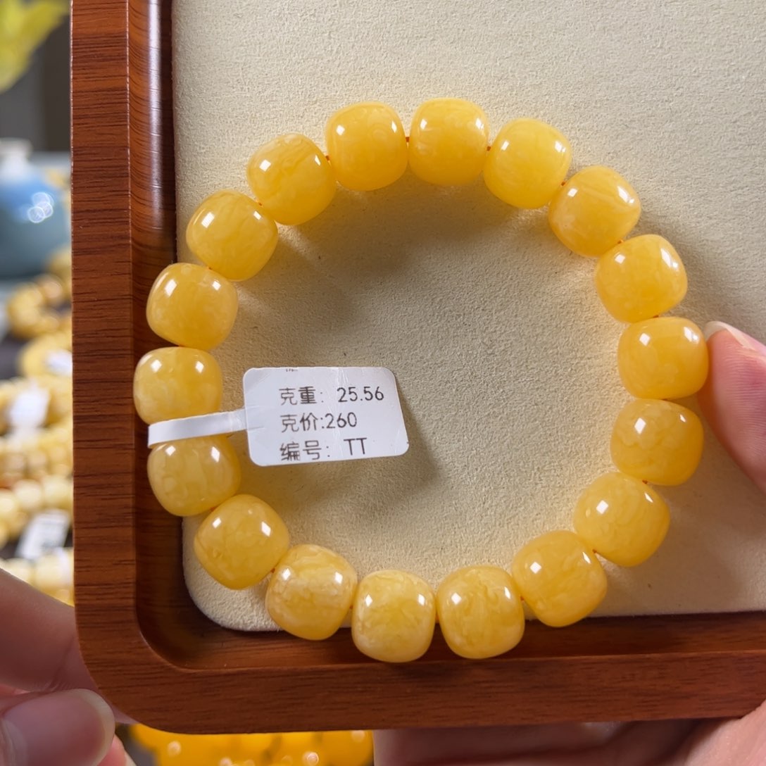 蜜蜡未镶嵌珠宝奇石13.2mm焦皮同料鸡油红橘底花老型tt