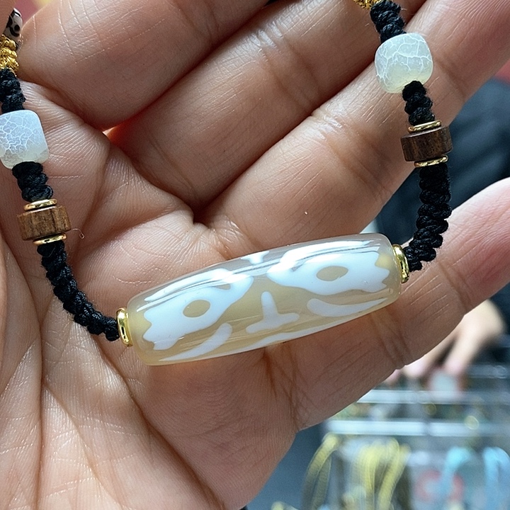 玛瑙/玉髓颈饰合金