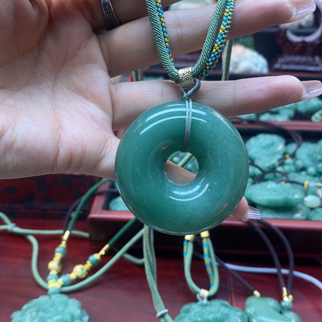 石英质玉手镯合金