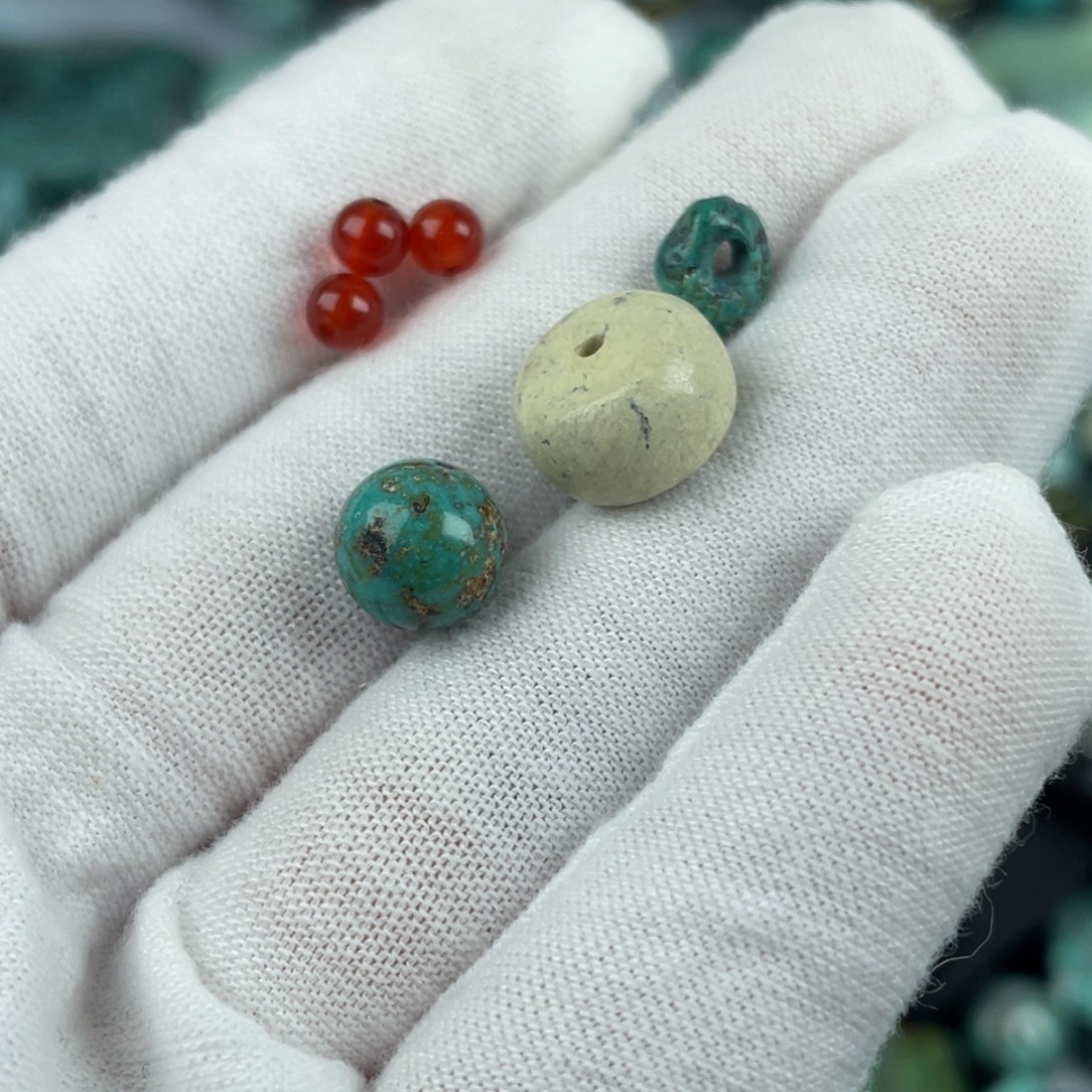 南红玛瑙未镶嵌配饰瑕疵