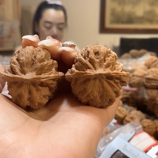 文玩核桃吊坠43苹果园有水尖