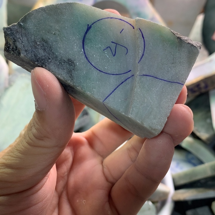 裸石翡翠2号打扣子