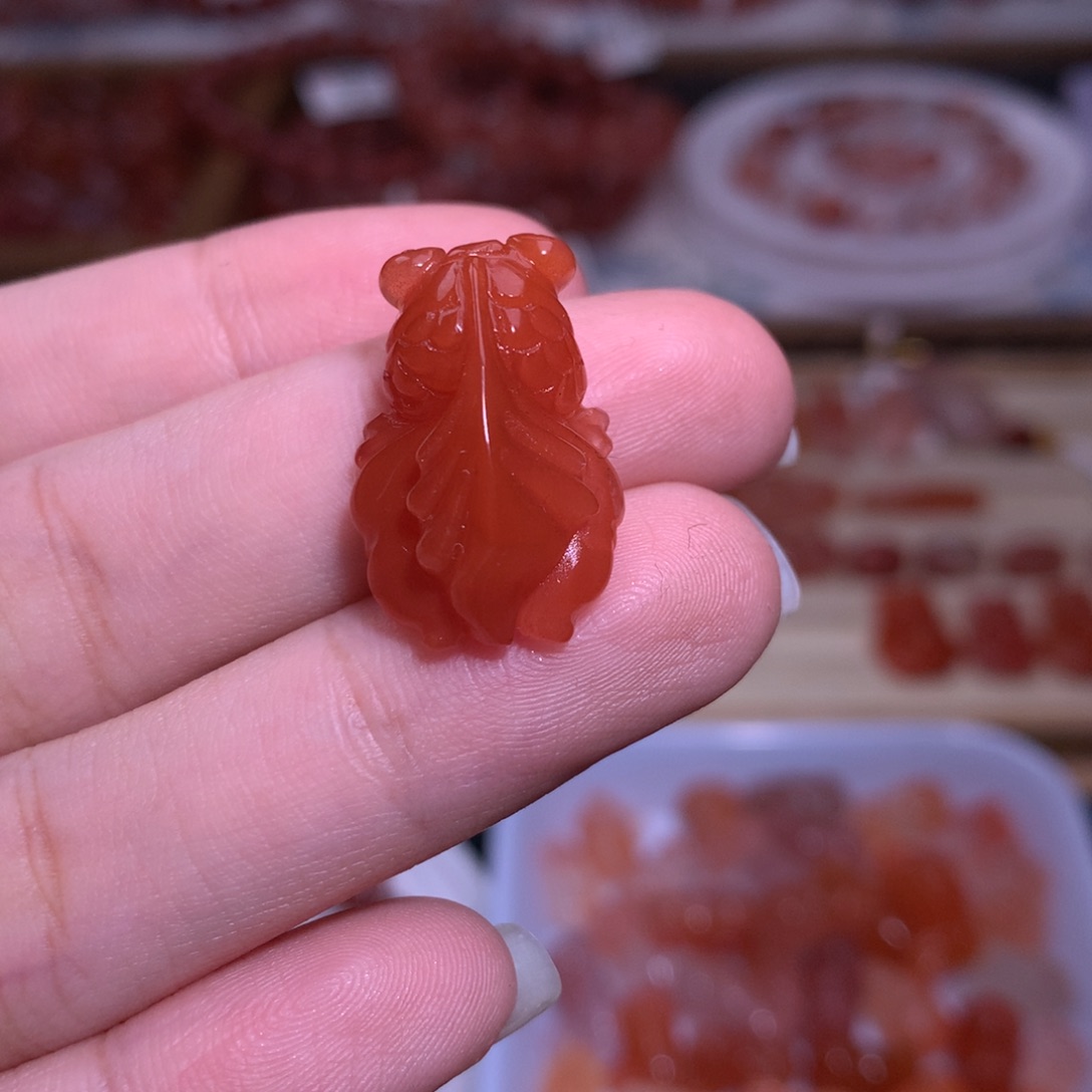南红玛瑙未镶嵌珠宝半成品金鱼