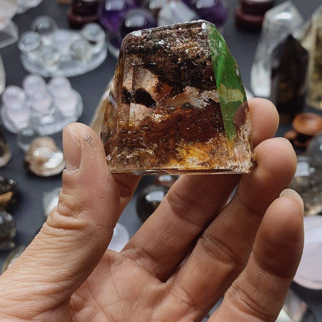 水晶幽灵水晶未镶嵌