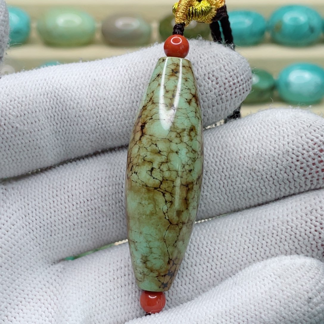 未镶嵌绿松石珠宝奇石