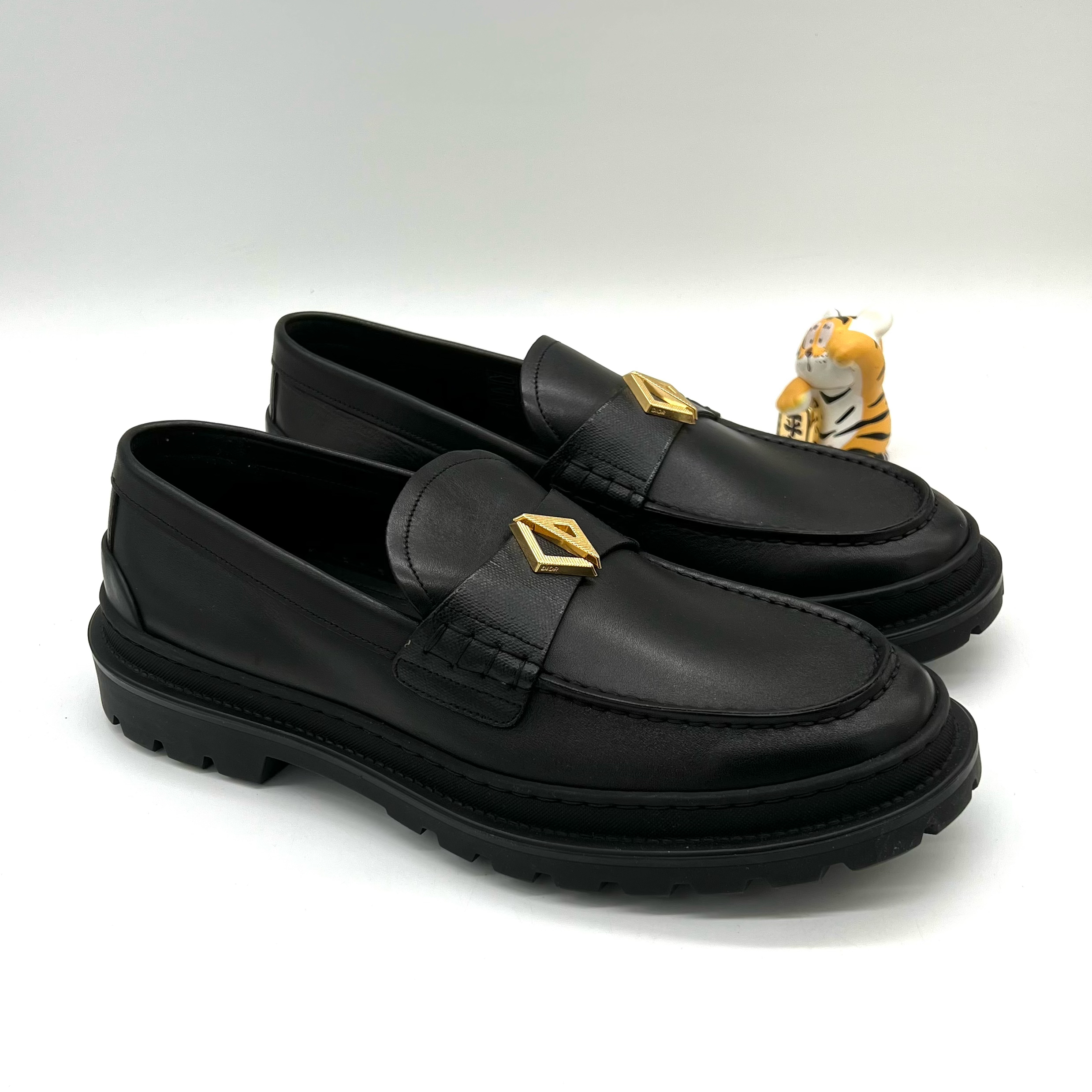 未使用 DIOR/迪奥 男士黑的皮面CD大logo金色扣迪奥乐福鞋 41.5码