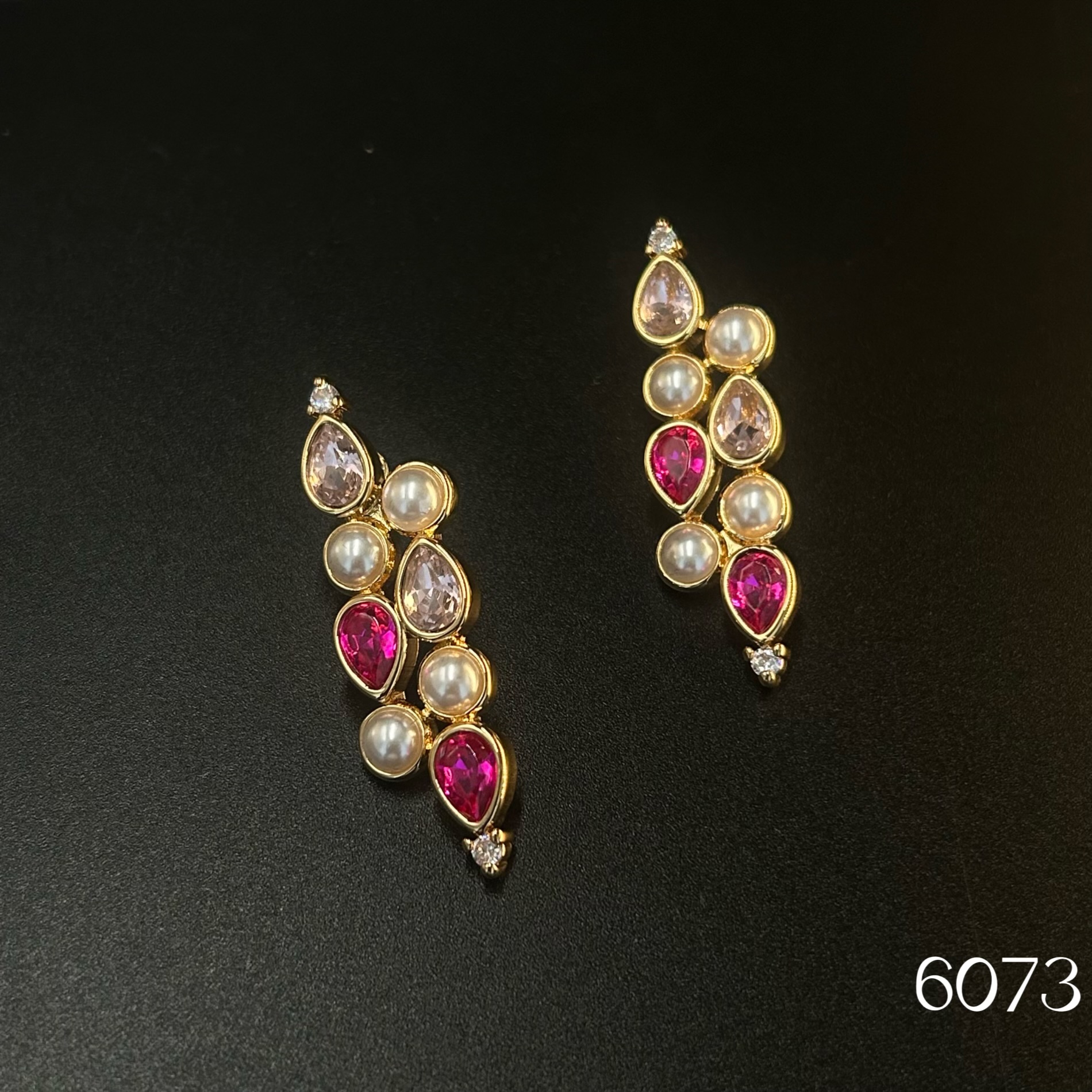 铜合金耳饰 高级感镶嵌时尚气质闪耀百搭高级感耳饰~6073