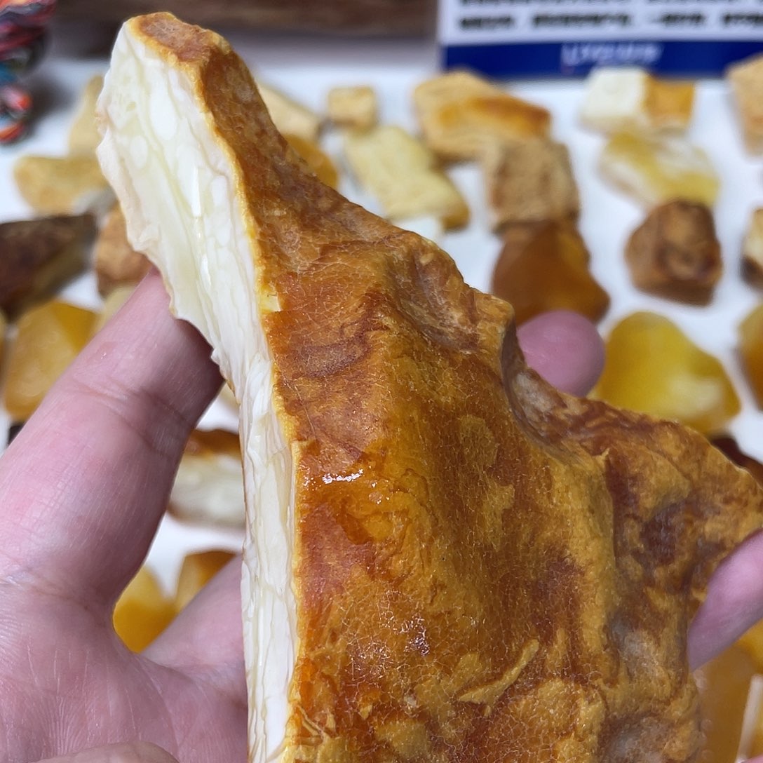 定制琥珀未镶嵌原矿琥珀