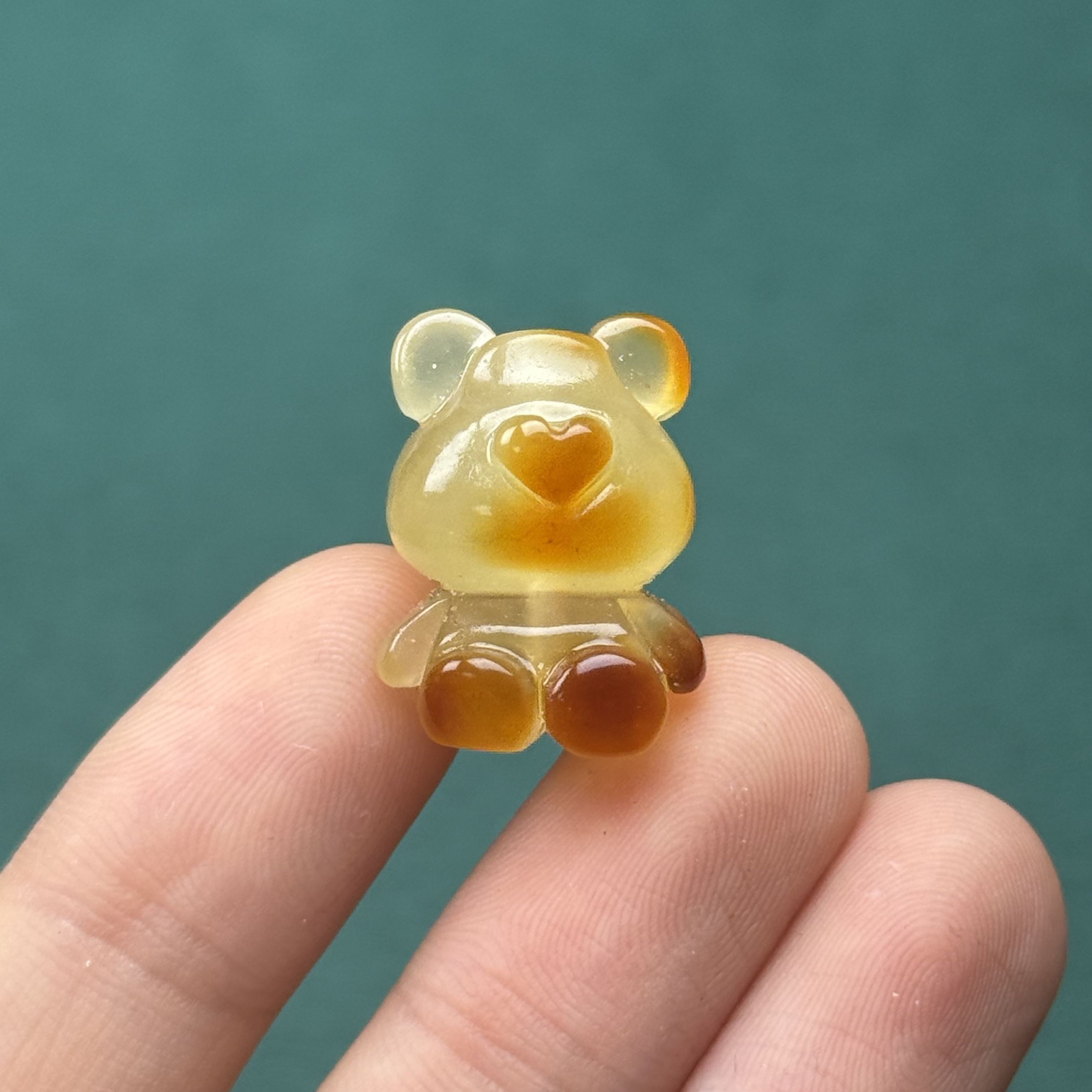 K9758天然原矿蜜蜡 雕刻小熊15*21*15mm 支持鉴定假一罚十