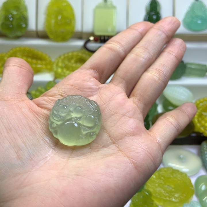 【闪购商品】未镶嵌蛇纹石玉颈饰