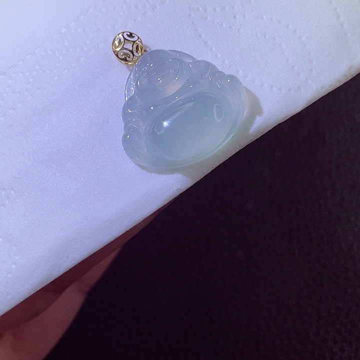 翡翠18K金镶嵌颈饰翡翠