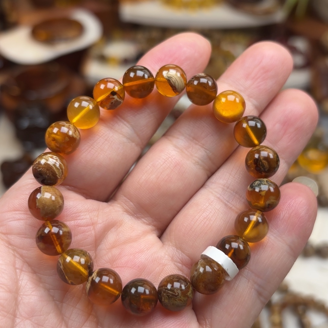 琥珀未镶嵌手链根珀金底溶洞妖花卡9+