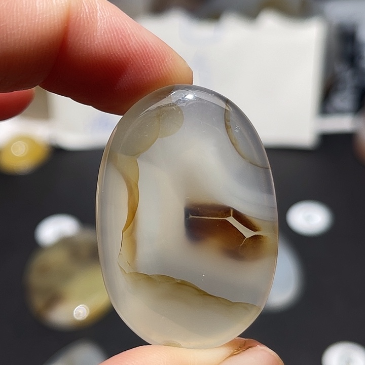 玛瑙/玉髓颈饰未镶嵌