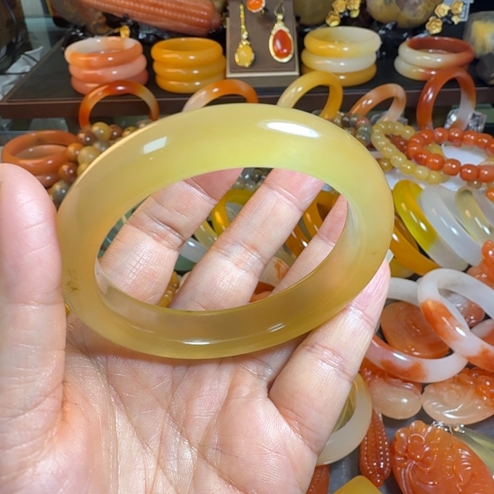 热***爱石英质玉（金丝玉）未镶嵌颈饰