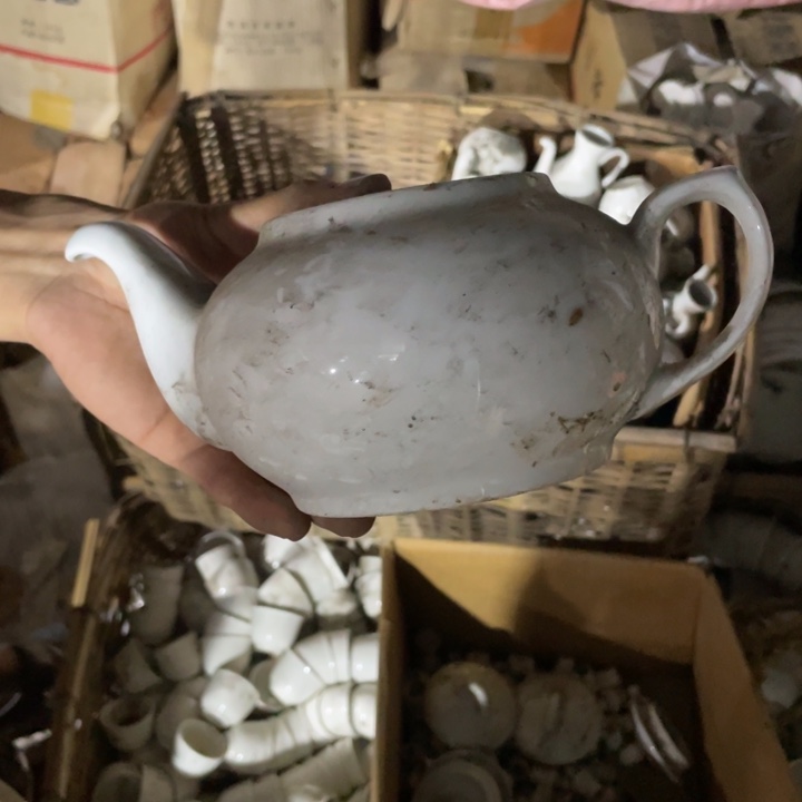 玻璃手工艺品陶瓷盘子碗都有