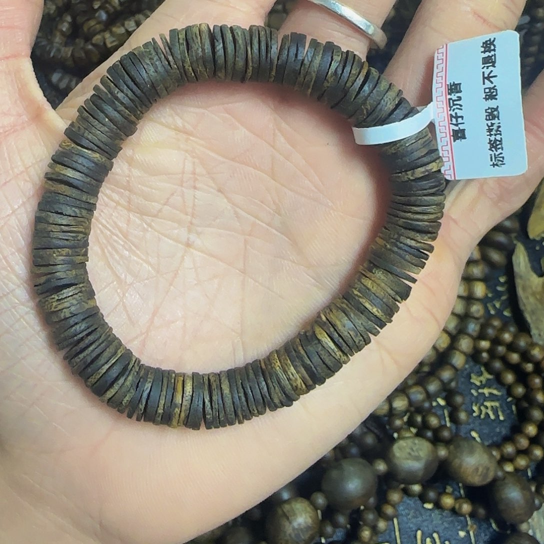 沉香手串L**y沉水片片珠12.9克