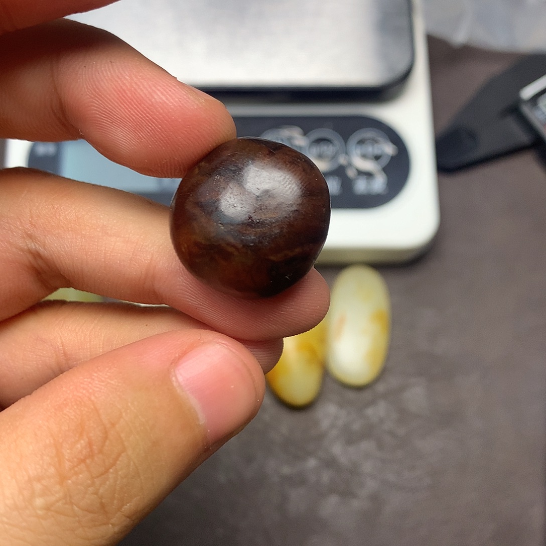 和田玉（糖玉）未镶嵌挂件