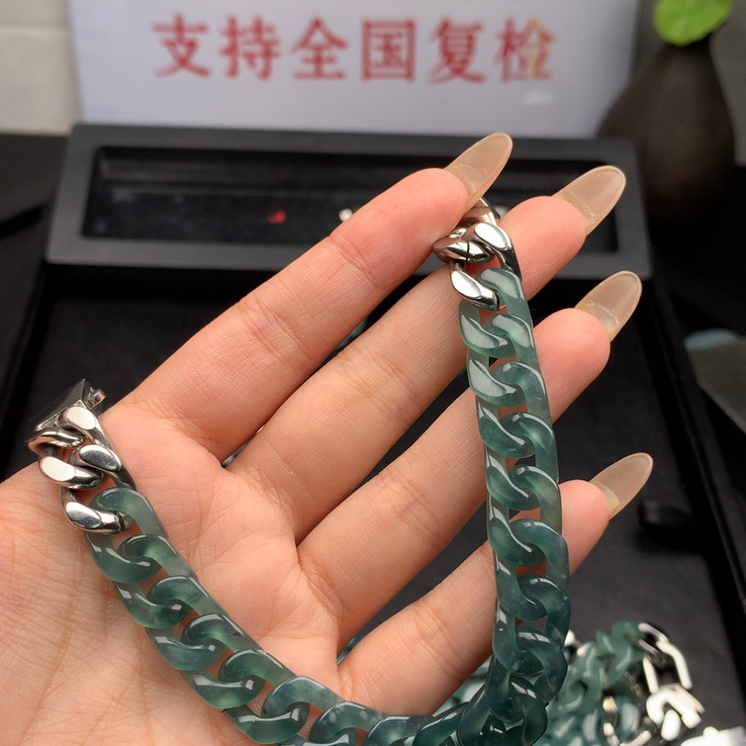 ****p翡翠未镶嵌手链00003