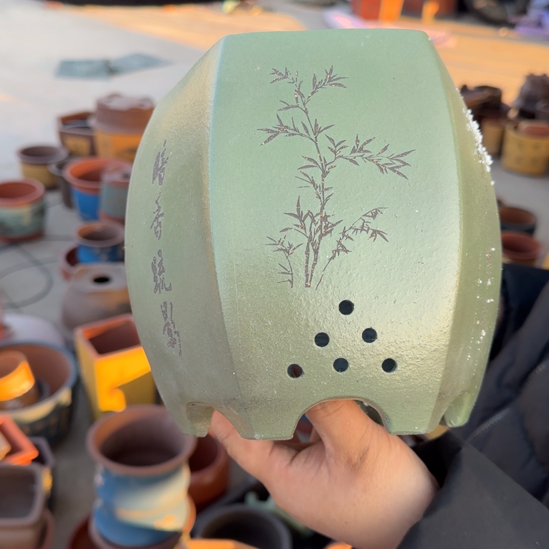 紫砂花盆瑕疵和瑕疵