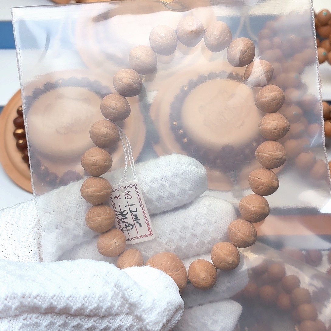 胡***树凤眼菩提手串肌肉实心籽12尺寸一物一图