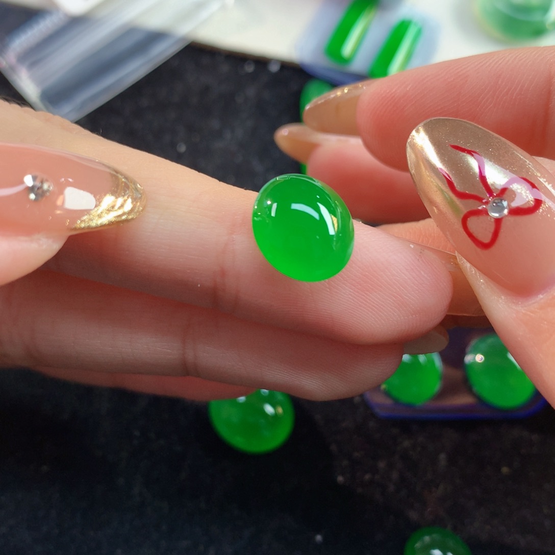 翡翠裸石10.8/9.4/4.90