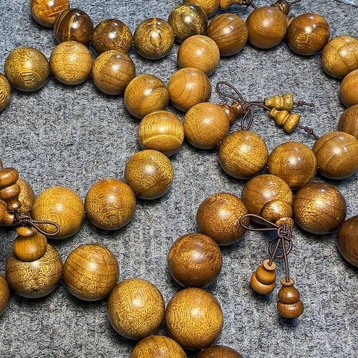 金丝楠全陈化老料把件串2.0发一