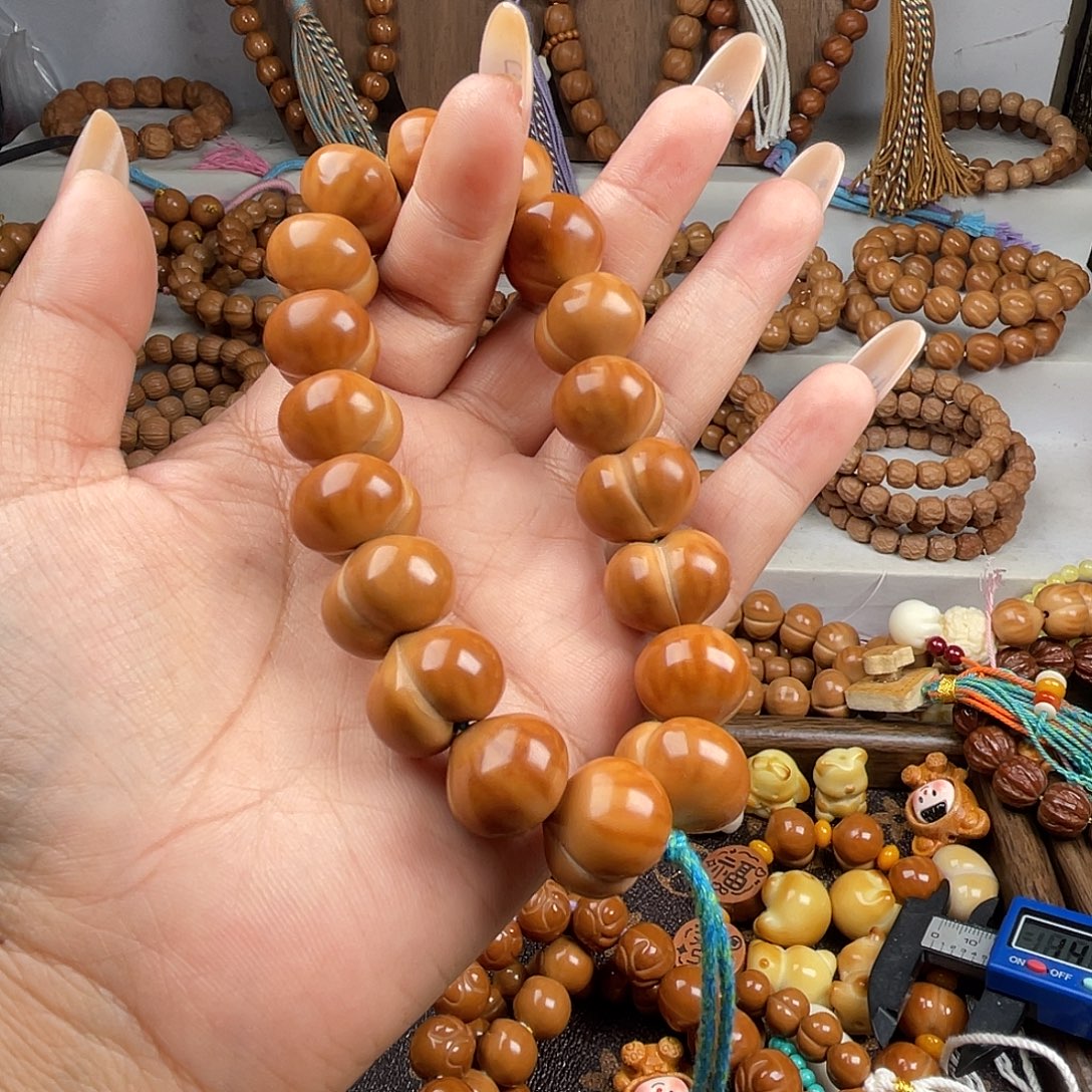 婷***5猴头核桃手串微瑕柯基18.5