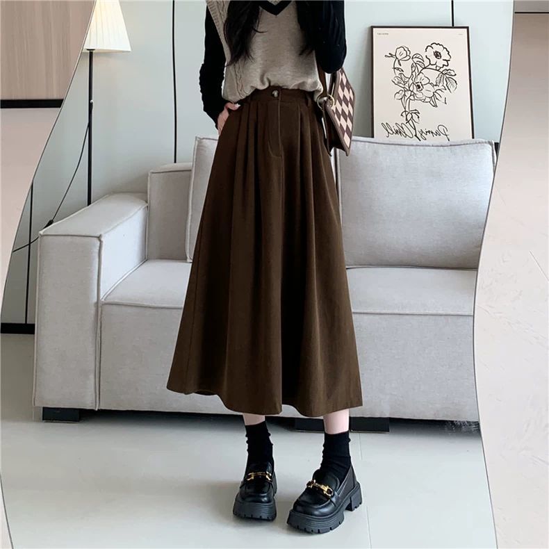 棕色中长款灯芯绒百褶半身裙女秋冬雅丹风高腰a字条绒雪尼尔长裙