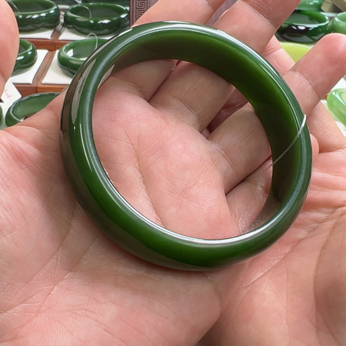 【闪购商品】和田玉手镯未镶嵌