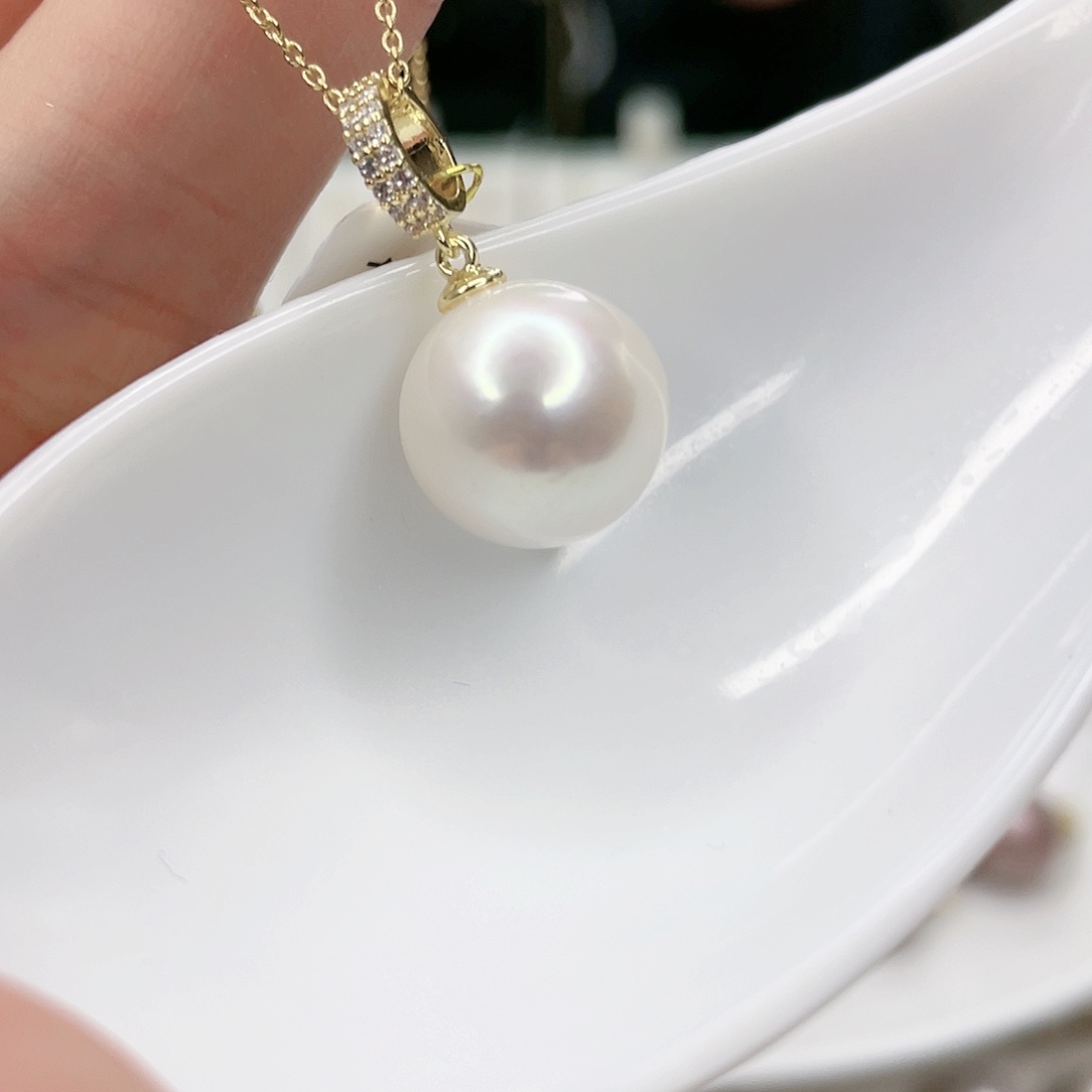 淡水珍珠吊坠(赠链)未镶嵌