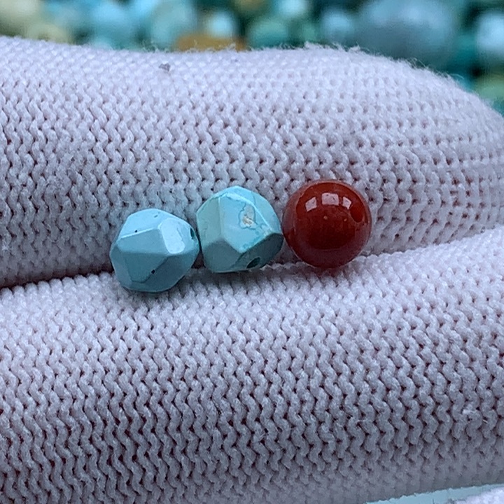 南红玛瑙未镶嵌珠宝奇石