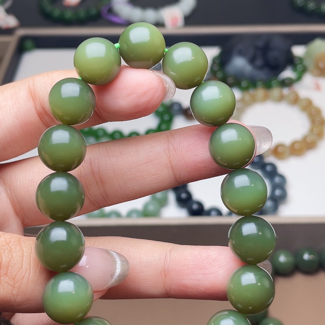 未镶嵌手链和田玉沙枣青12 特细 豆青 