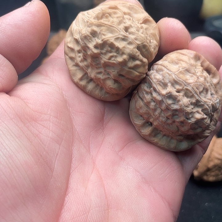 人***硬吊坠文玩核桃南瓜吨